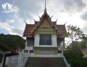 Wat Thamfad ( 龍婆屈察勒 )