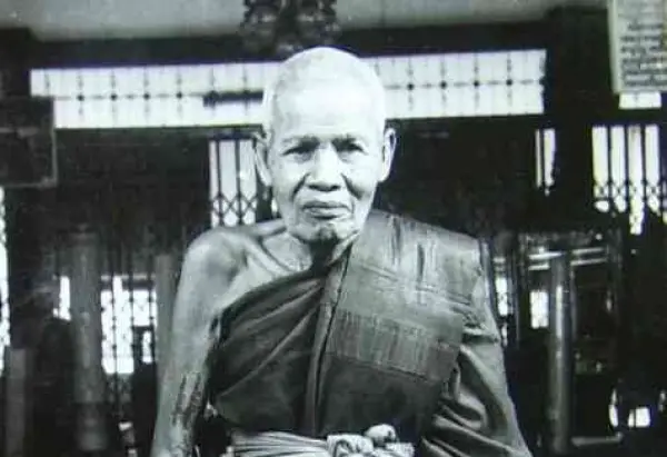龍婆川 Wat Yan Sen - 師父介紹, 封面圖