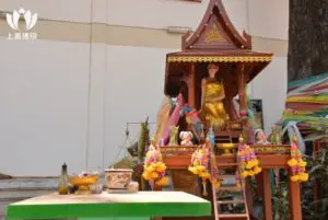 龍婆艮 Wat Bang Klan (Wat Hiranyaram) – 寺廟介紹