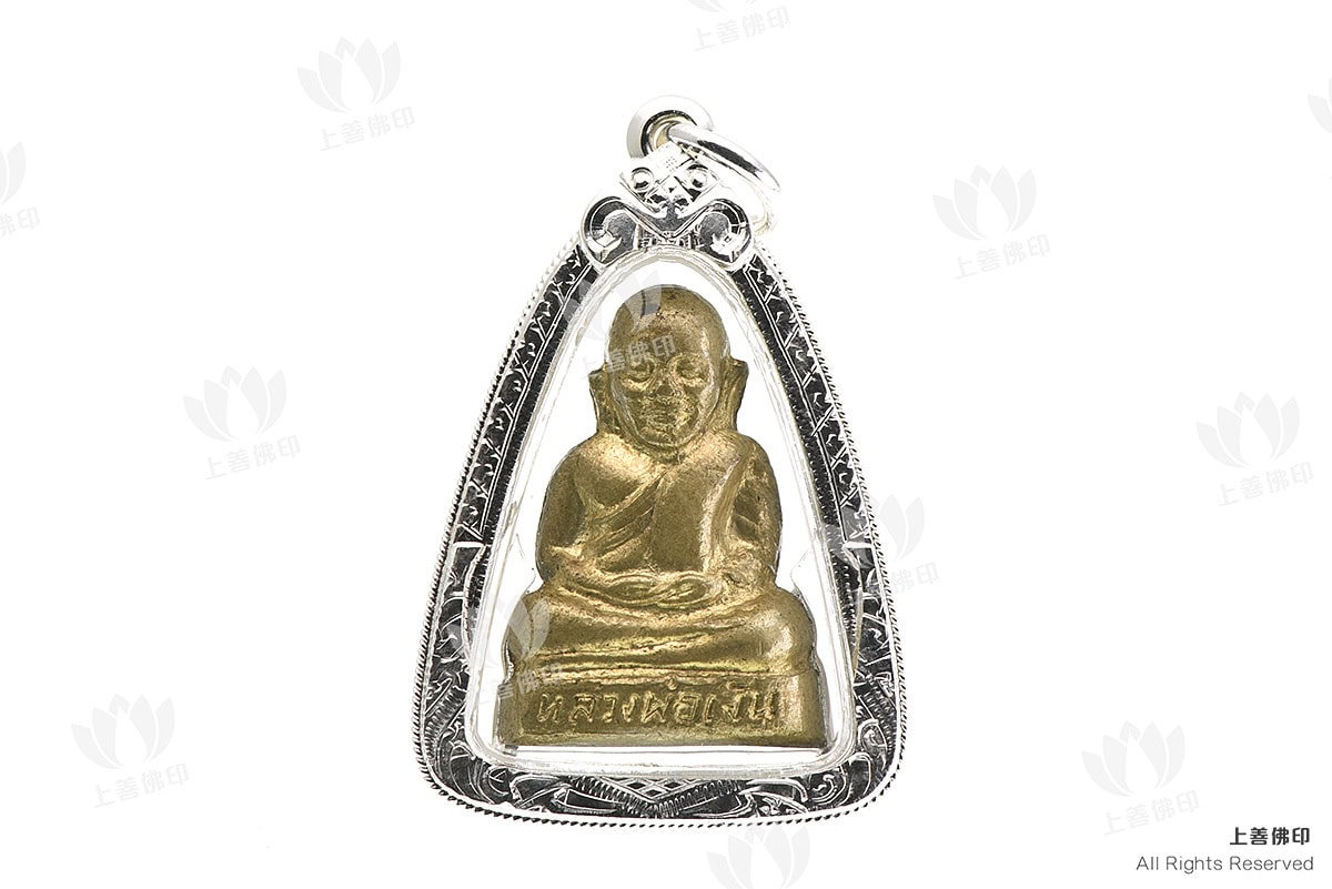 Wat Thai Nam 龍婆艮廟 - 2515 財佛小立尊, 正面圖