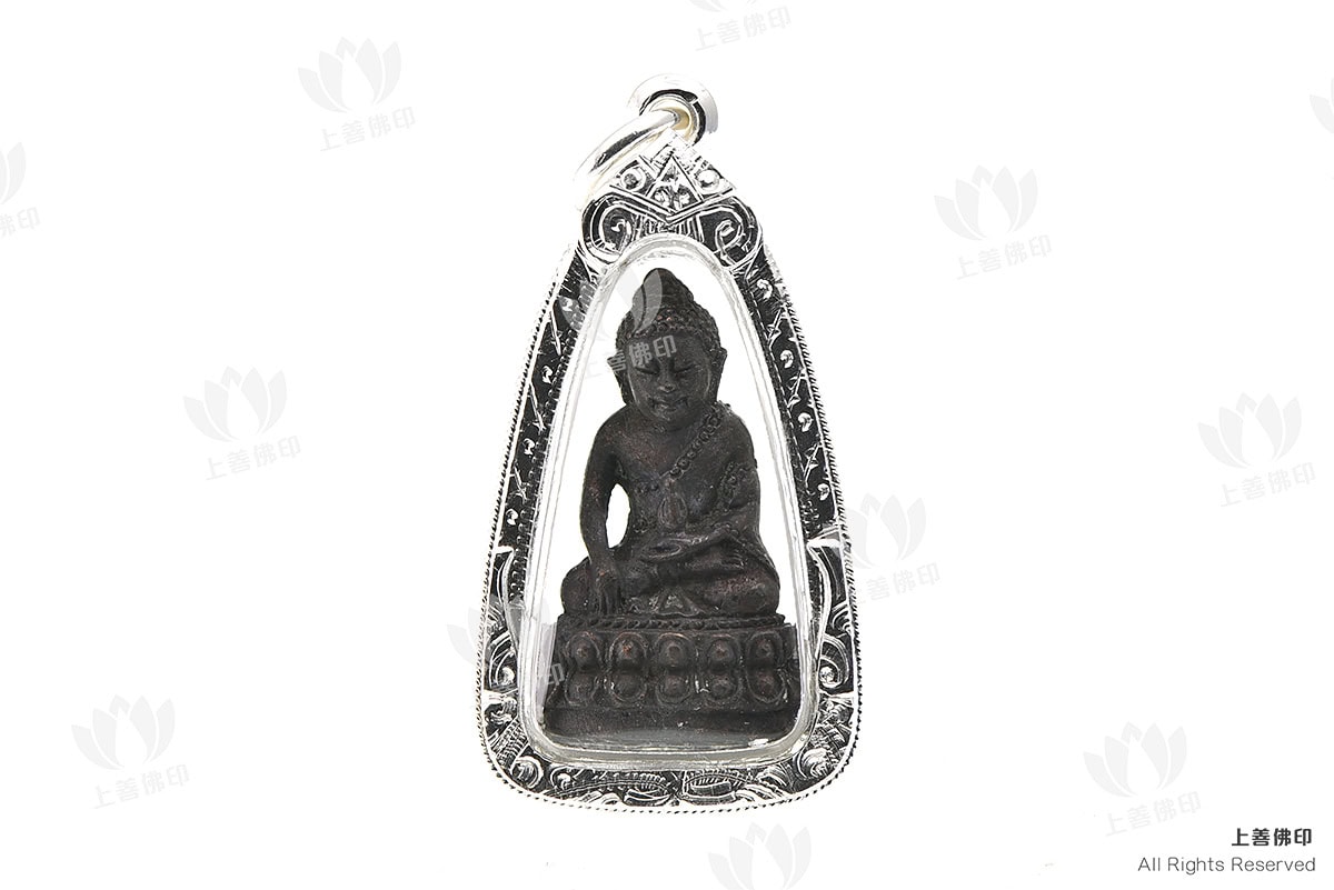 龍婆格閃 - 2527 祝禧藥師佛 (你好藥師佛), 細模正面圖
