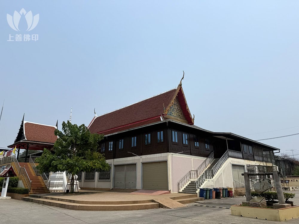 龍婆Dee (龍婆迪) Wat Phra Rup – 寺廟介紹, 封面圖