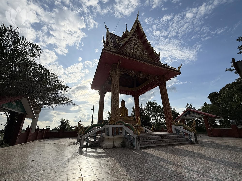 龍婆塔 Wat Pah Tosapon Mungkalaram – 寺廟介紹, 封面圖